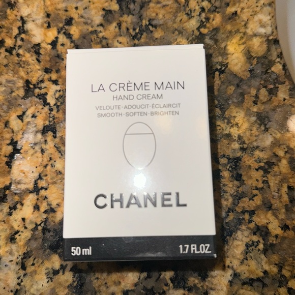 COPY - Chanel handcream